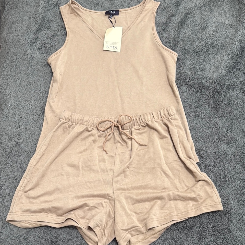 NYDJ Beige Tank and Shorts Lounge Set